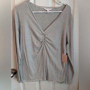 New LC Lauren Conrad Long Sleeve Ruched Front Striped V-Neck Top Size Large